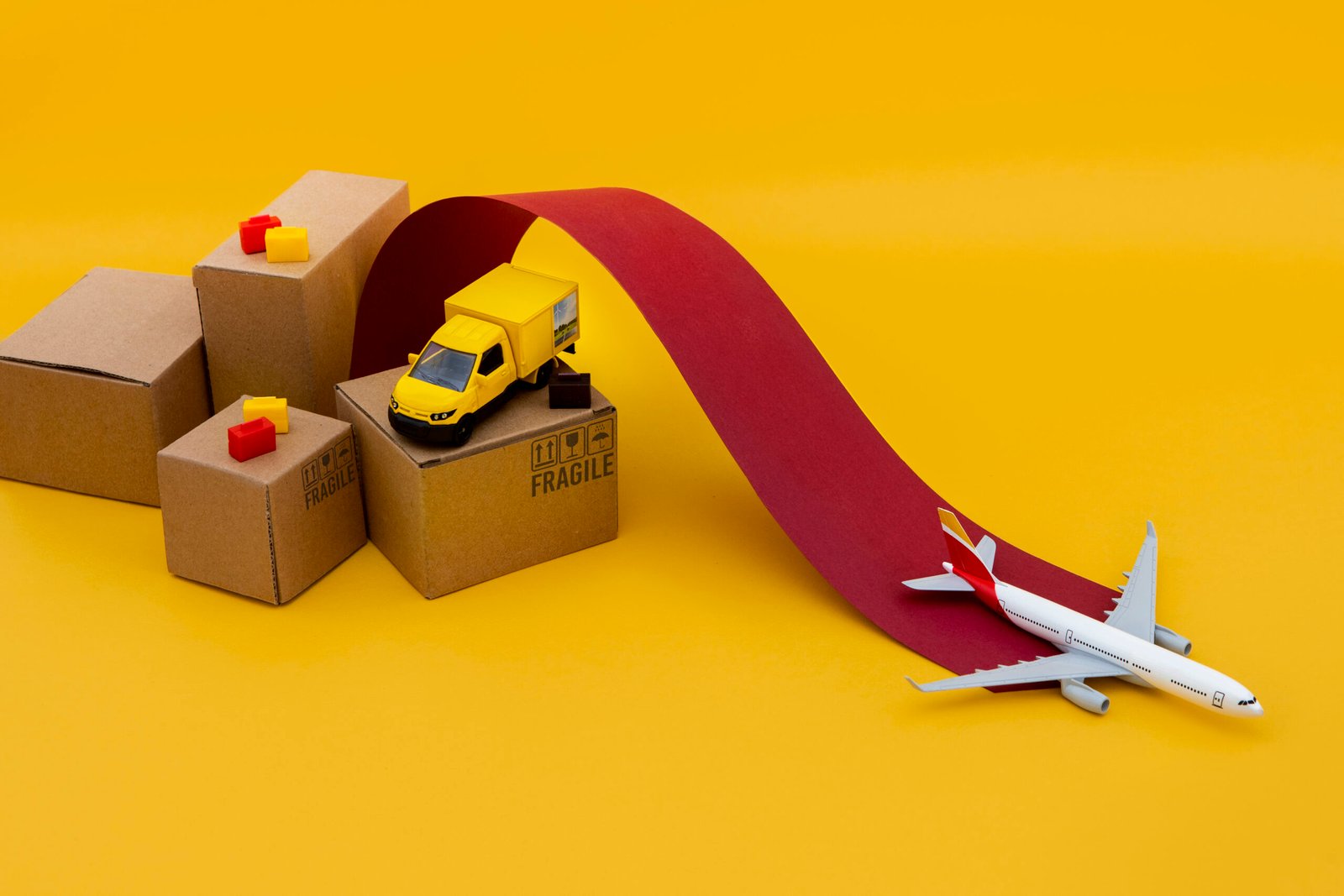 truck-boxes-supply-chain-representation